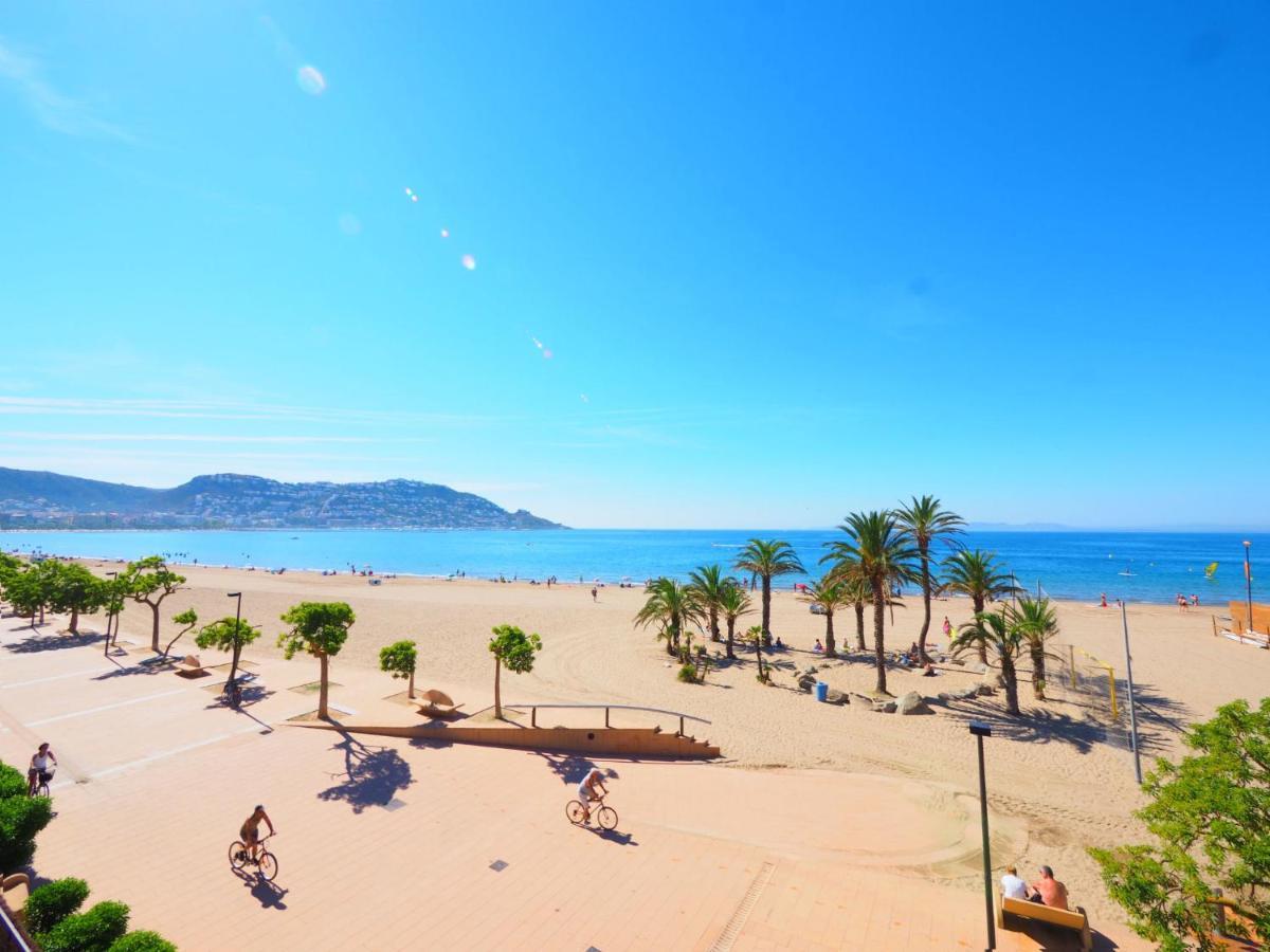 Apartment Platja De Roses-9 By Interhome Bagian luar foto